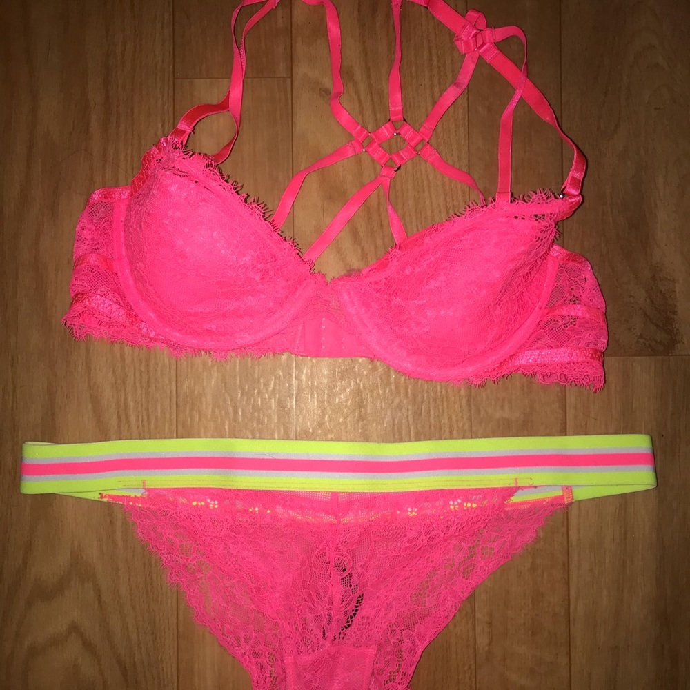 Bra and panties Joan smalls